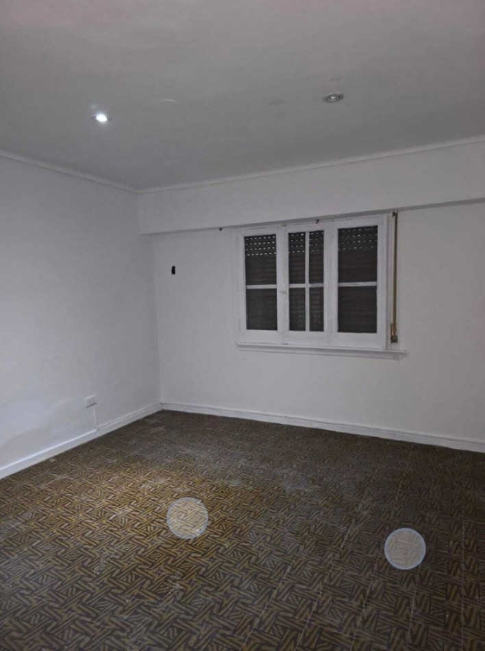 EXCELENTE PROPIEDAD E QUILMES OESTE