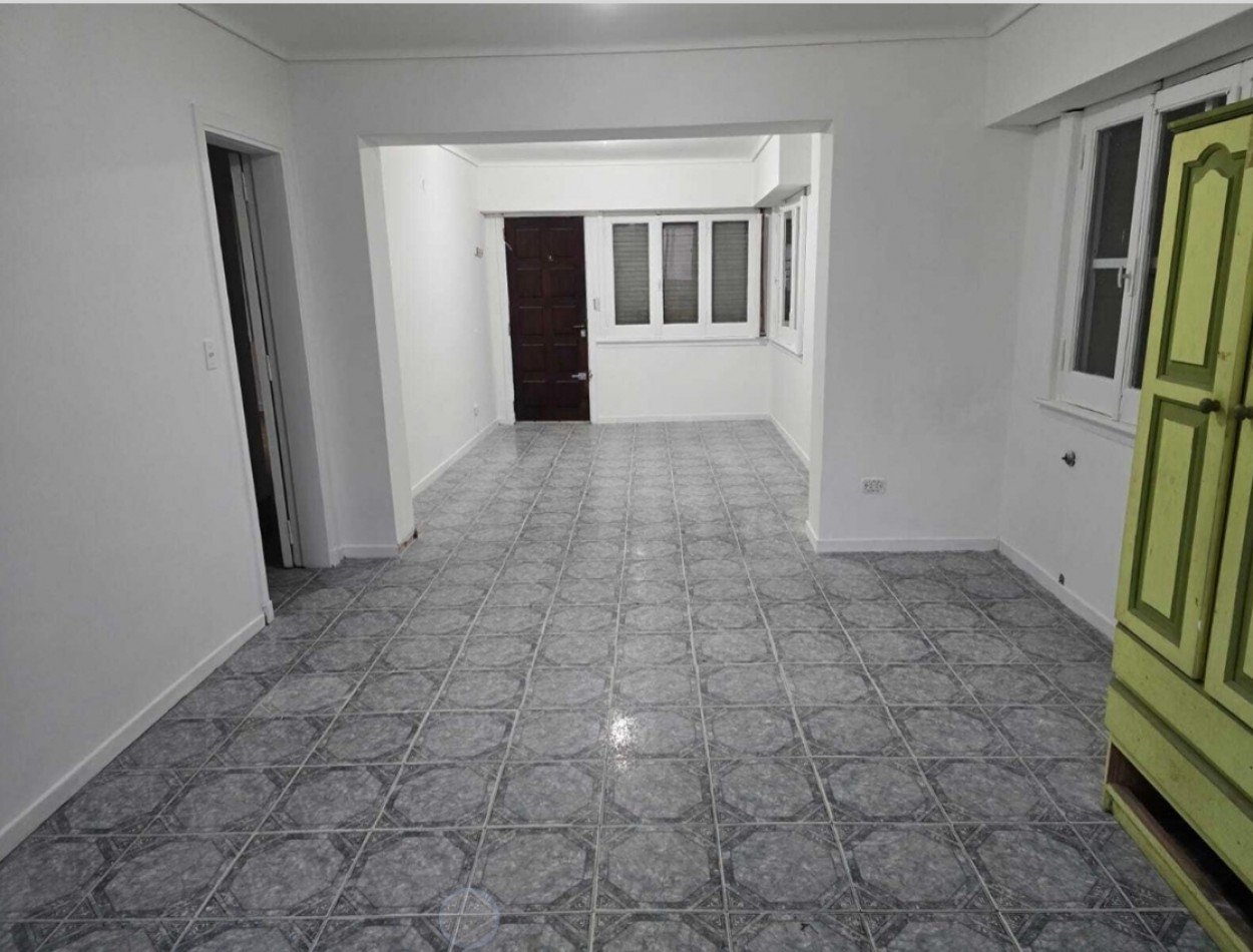 EXCELENTE PROPIEDAD E QUILMES OESTE